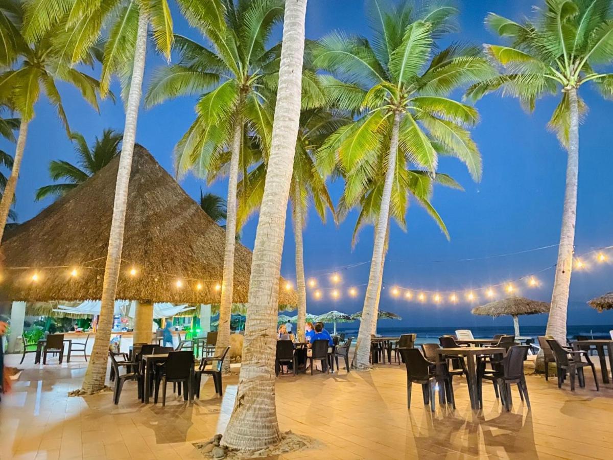 Hotel Tesoro Beach San Luis La Herradura Extérieur photo