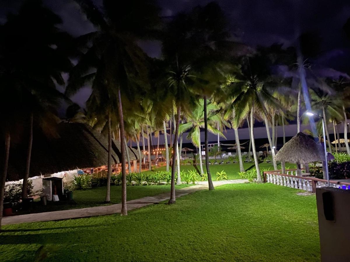 Hotel Tesoro Beach San Luis La Herradura Extérieur photo