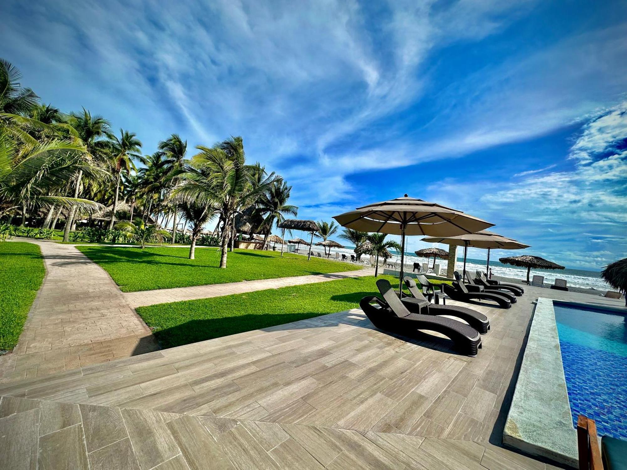Hotel Tesoro Beach San Luis La Herradura Extérieur photo