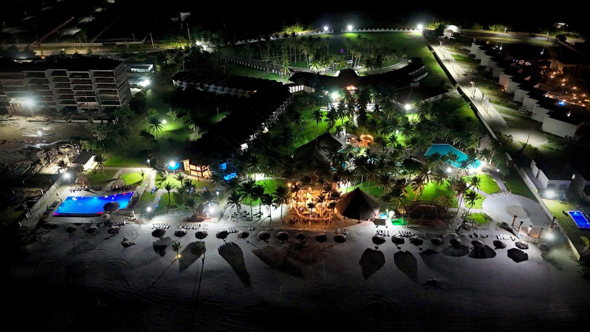 Hotel Tesoro Beach San Luis La Herradura Extérieur photo